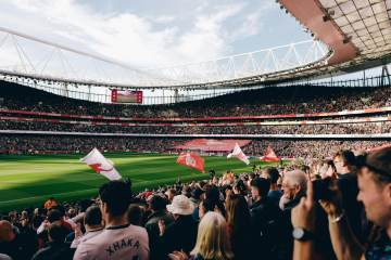 意媒：塔雷已约定与莱万经纪人会面，伊布也希望他能加盟米兰（配图示意）